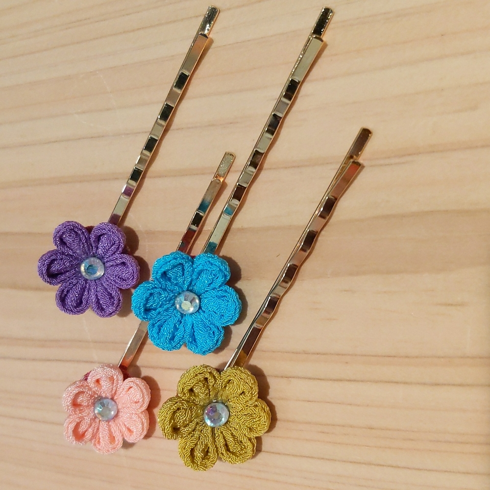 Tsumami Flower Gold Hair Pins Set